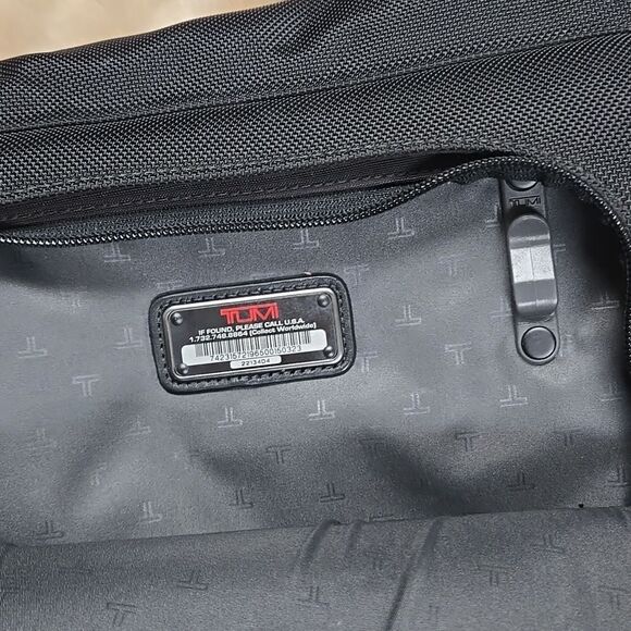 Tumi Ballistic Nylon Black Garment Bag Luggage Travel Suitcase - Picture 9 of 12